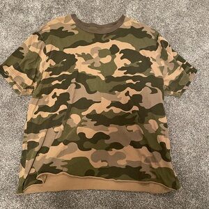 Camo old navy tee xl